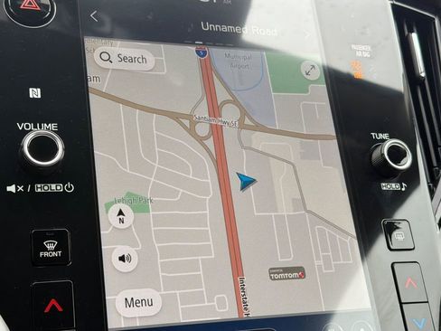 Used 2024 Subaru Outback Premium image 16