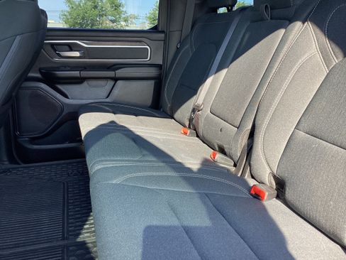 Used 2022 RAM 1500 Big Horn AWD/4WD image 13