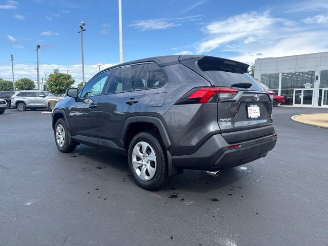 Certified 2023 Toyota RAV4 LE AWD/4WD image 5