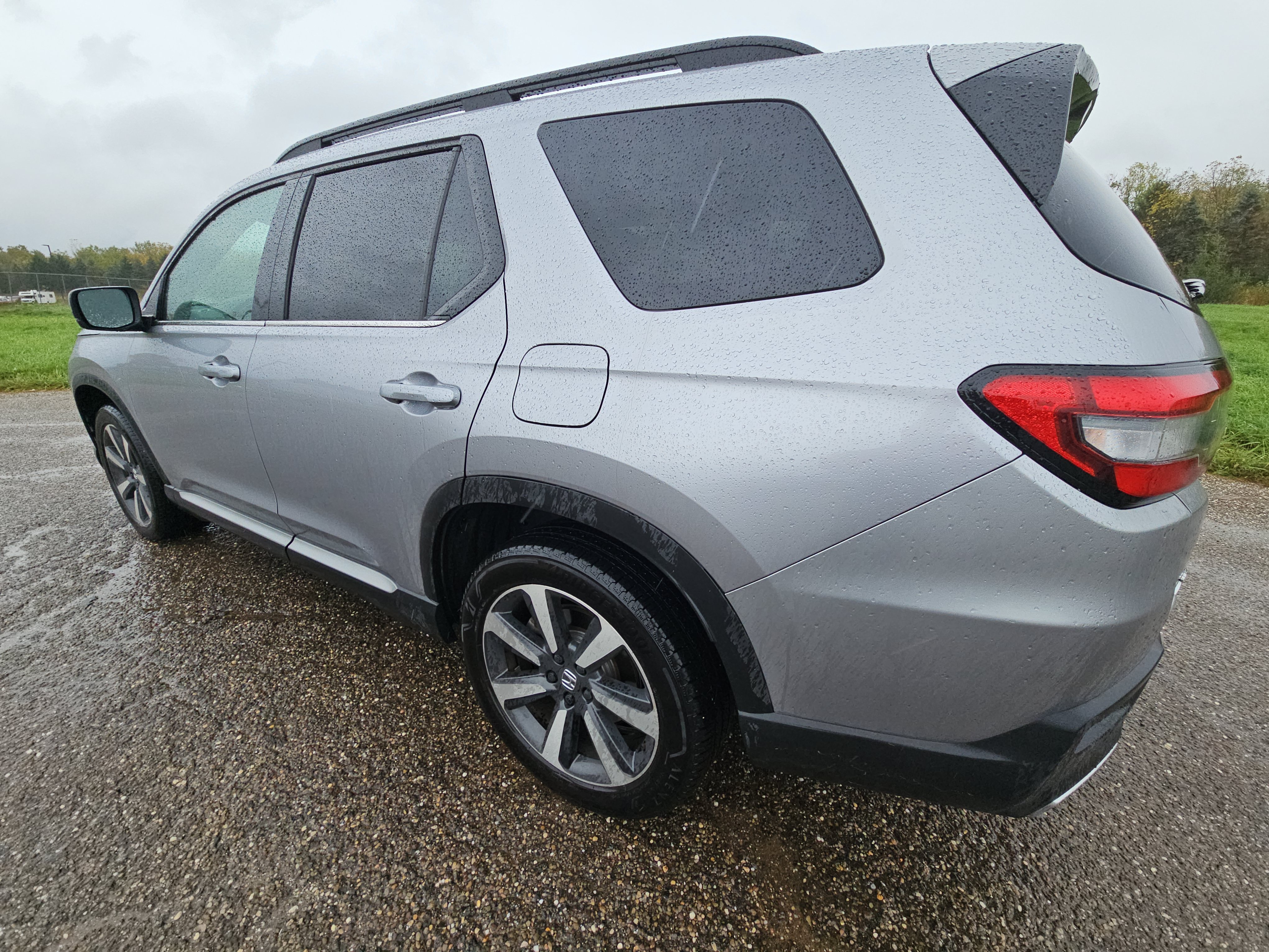 Used 2025 Honda Pilot Touring image 5