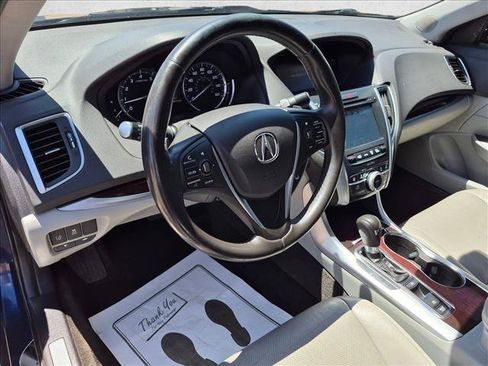 Used 2015 Acura TLX w/ Technology Package FWD image 10