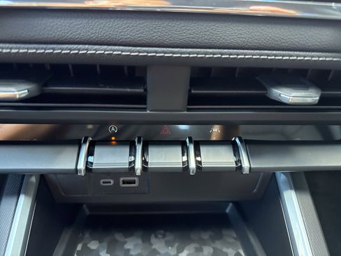 New 2026 Chevrolet Colorado LT w/ LT Convenience Package image 24