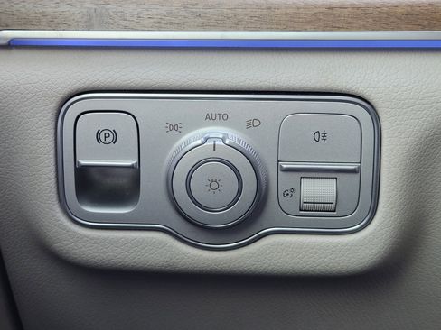 Certified 2025 Mercedes-Benz GLS 450 GLS 450 image 22