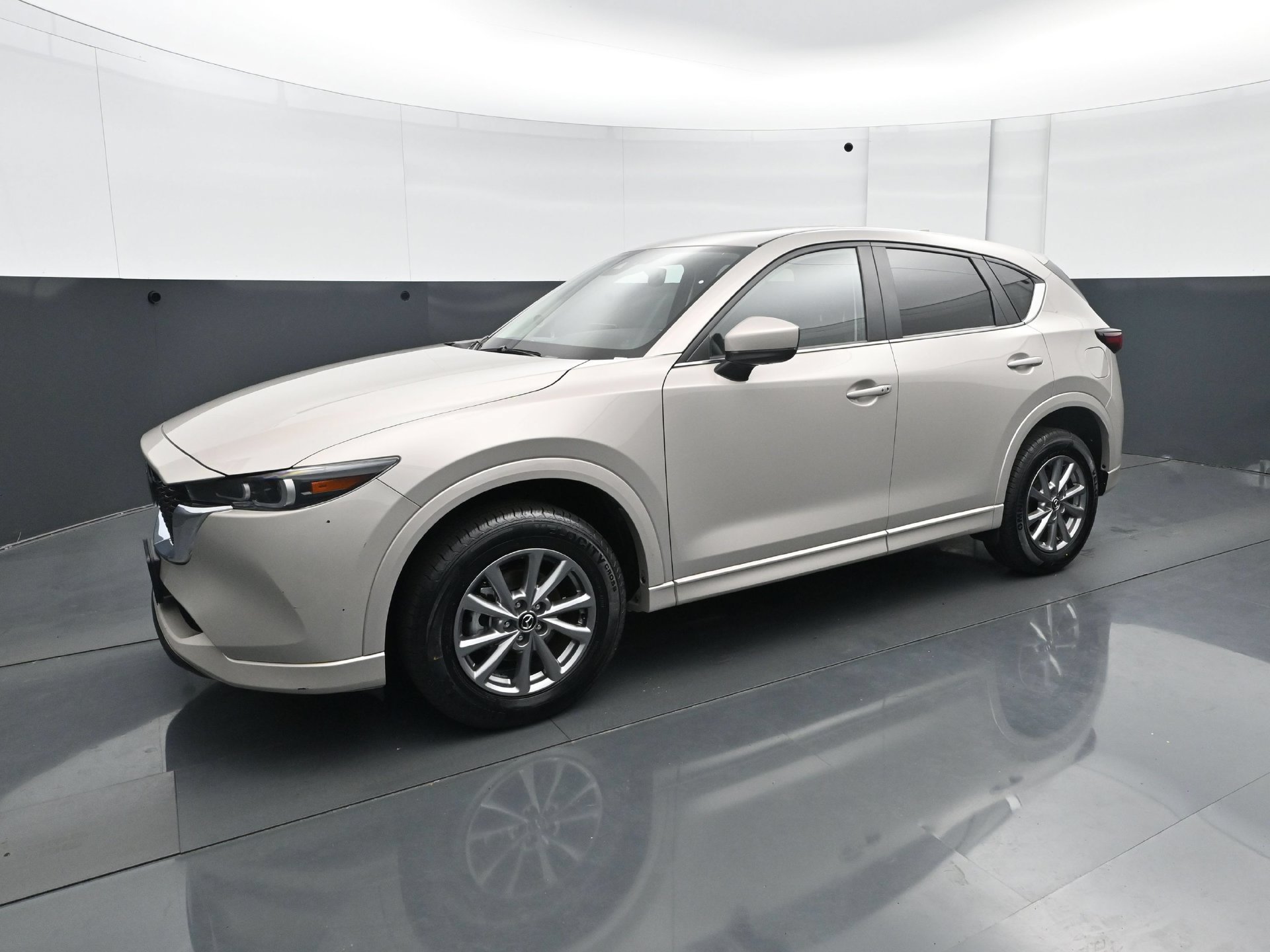 Used 2025 MAZDA CX-5 AWD 2.5 S w/ Preferred Package image 2