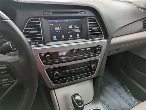 Used 2017 Hyundai Sonata Sport w/ Value Edition Package 02 image 11
