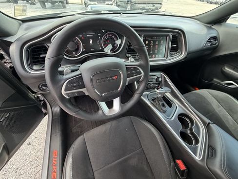 Used 2016 Dodge Challenger R/T Scat Pack RWD image 19