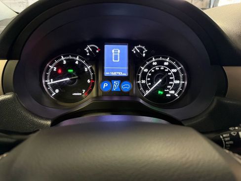 Used 2016 Lexus GX 460 image 7