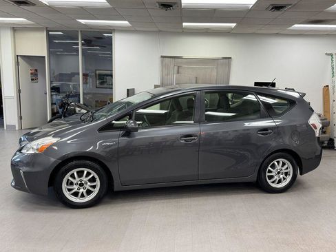 Used 2013 Toyota Prius V Two image 2