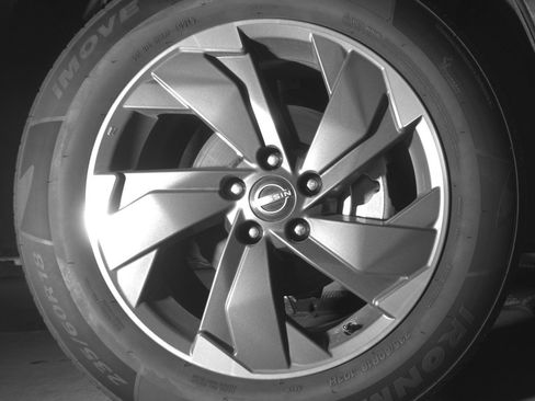 Used 2025 Nissan Rogue SV image 13