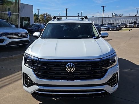 New 2026 Volkswagen Atlas SEL Premium R-Line image 2