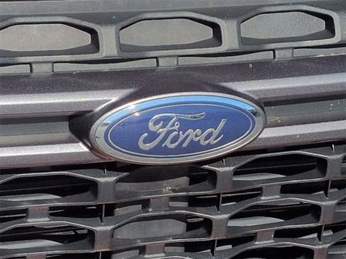 Certified 2022 Ford Maverick XLT w/ Equipment Group 300A Standard image 12
