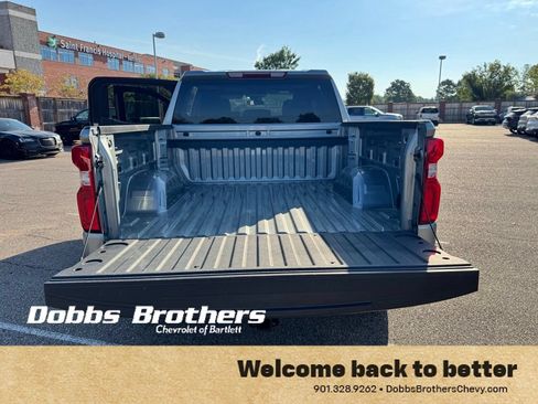Used 2026 Chevrolet Silverado 1500 RST RWD image 38