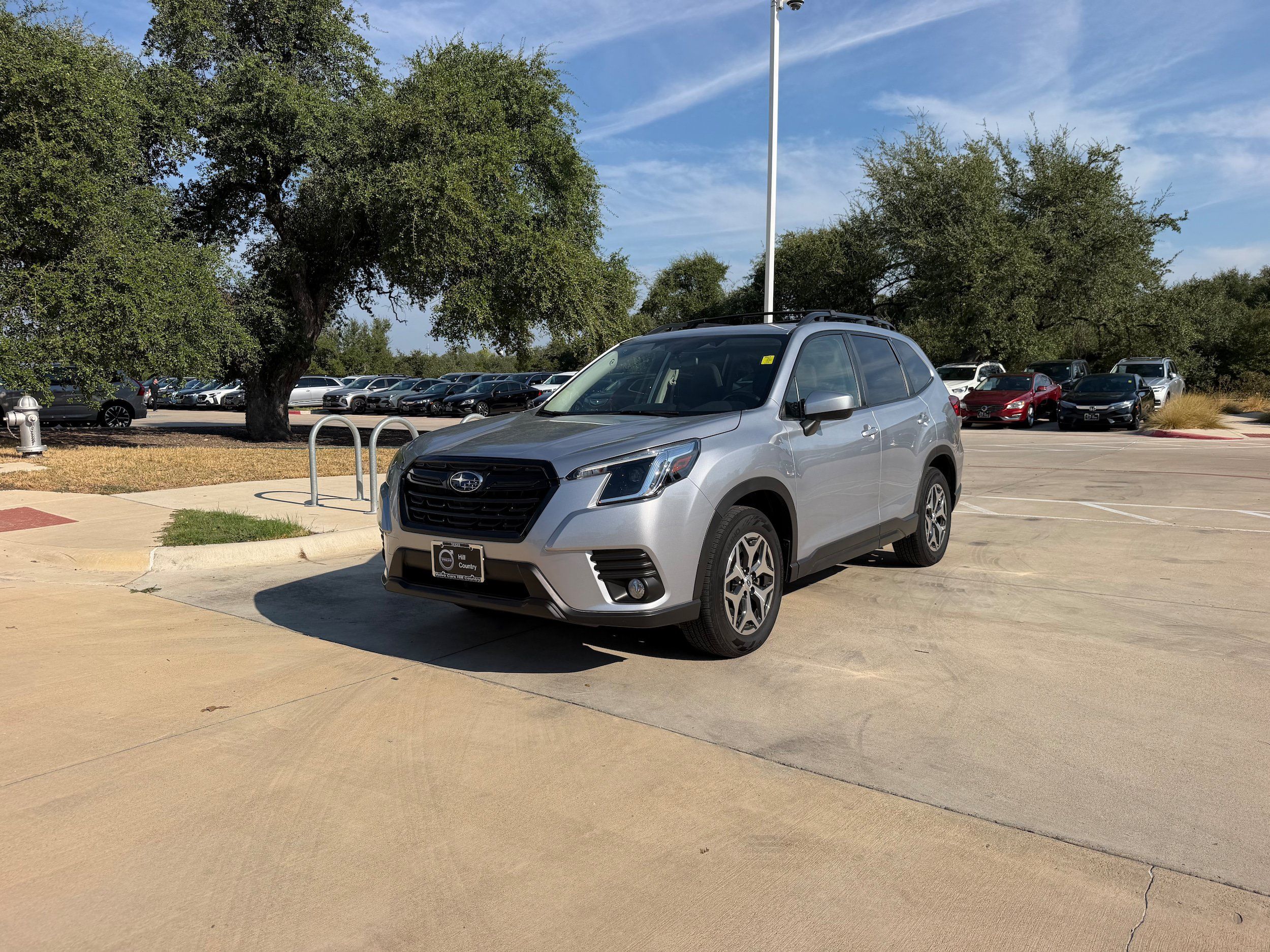 Used 2022 Subaru Forester Premium AWD/4WD image 2