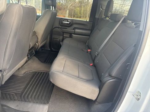 Used 2020 GMC Sierra 2500 4x4 Crew Cab w/ Convenience Package image 21