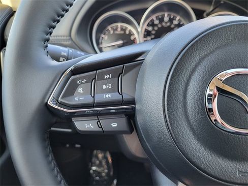 New 2025 MAZDA CX-5 AWD 2.5 S w/ Preferred Package image 15