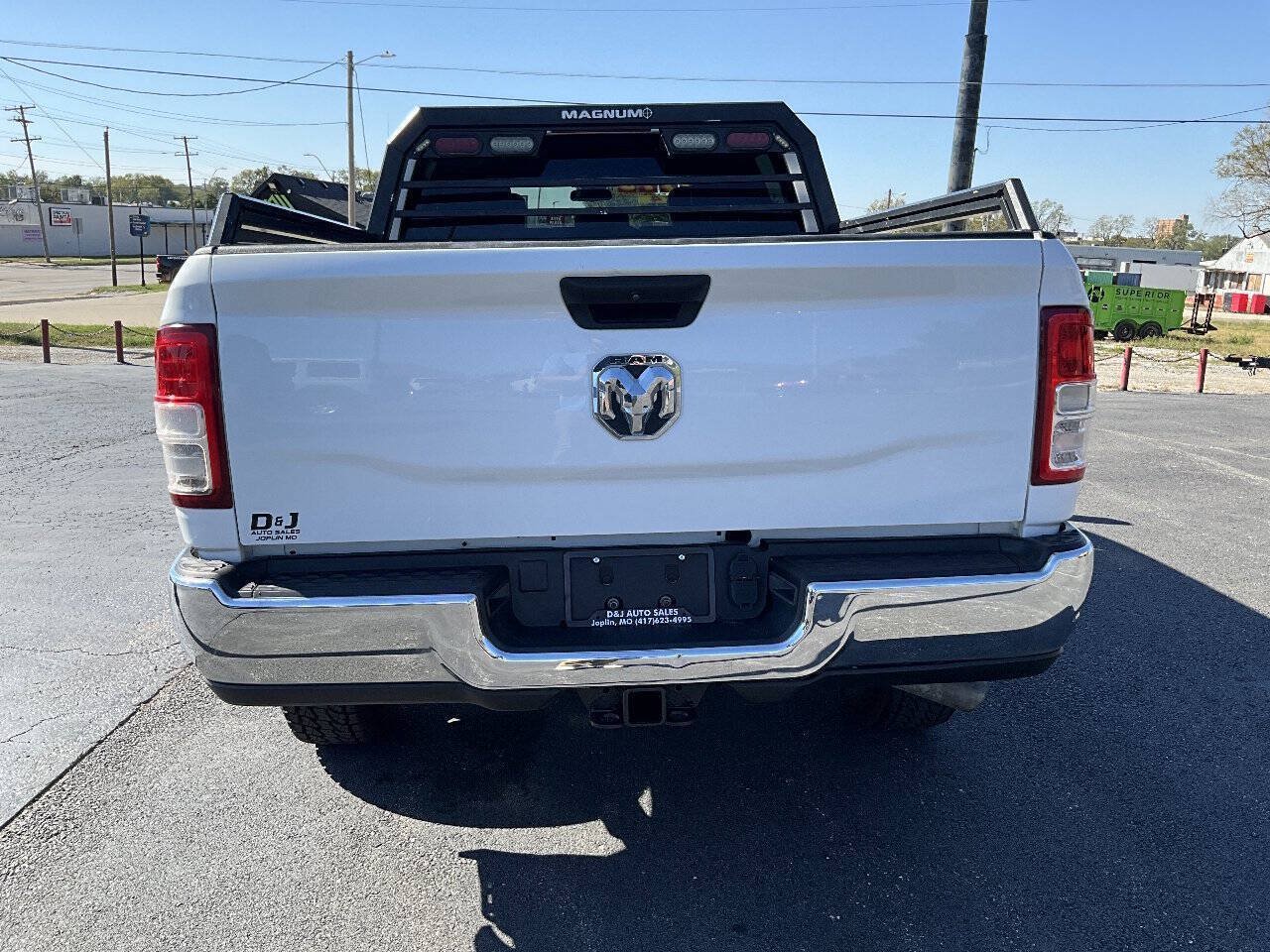Used 2021 RAM 3500 Tradesman w/ Chrome Appearance Group AWD/4WD image 4