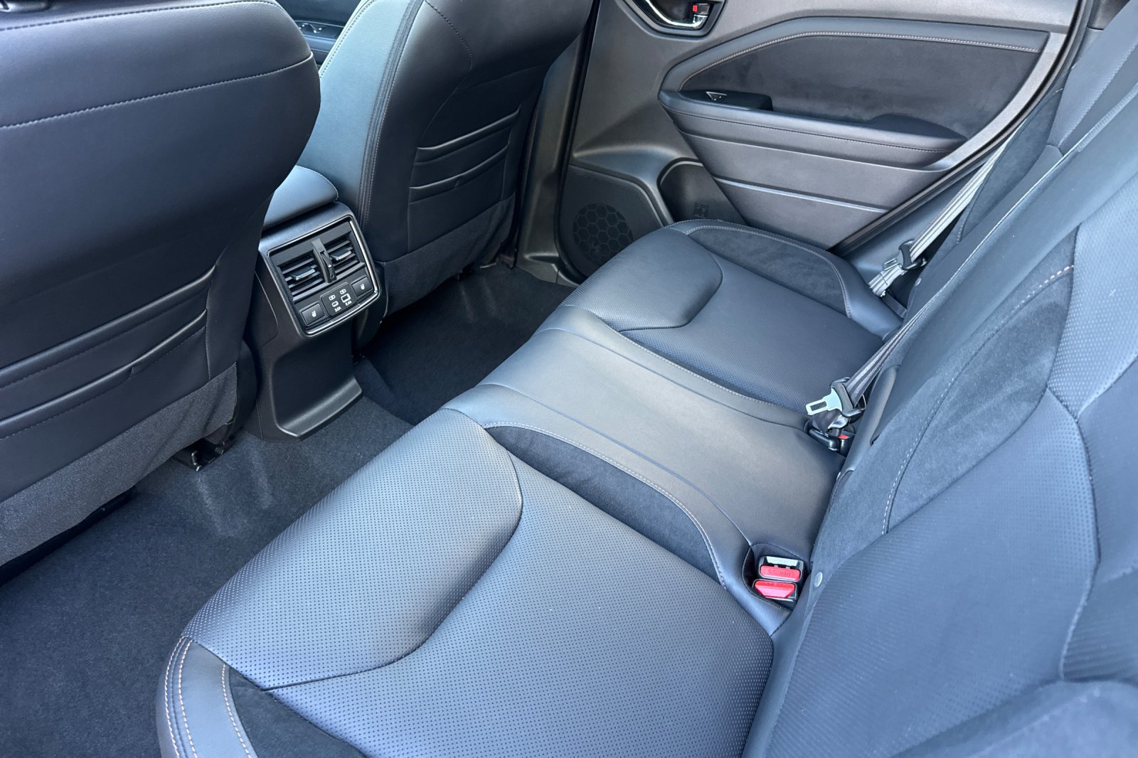 Certified 2025 Subaru Forester Touring w/ Protection Package (1PH) AWD/4WD image 12