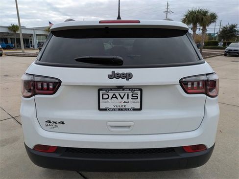 New 2026 Jeep Compass Latitude image 5