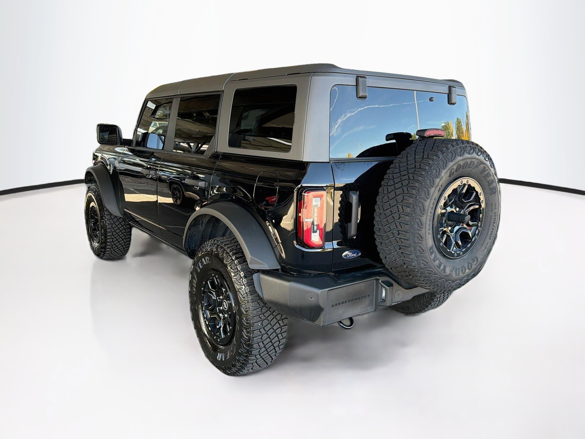 Used 2024 Ford Bronco Wildtrak AWD/4WD image 5
