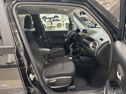 Used 2022 Jeep Renegade Latitude