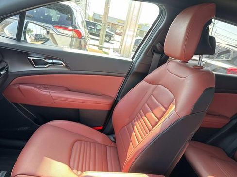 Used 2026 Kia Sportage SX image 21