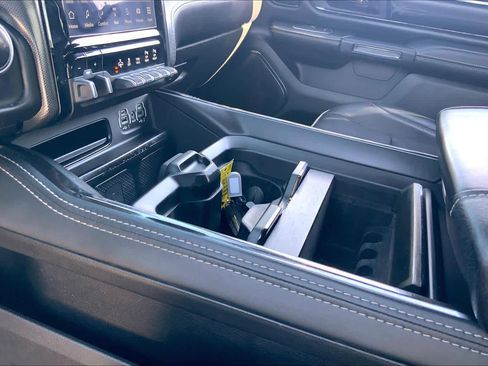 Used 2022 RAM 1500 Limited image 17