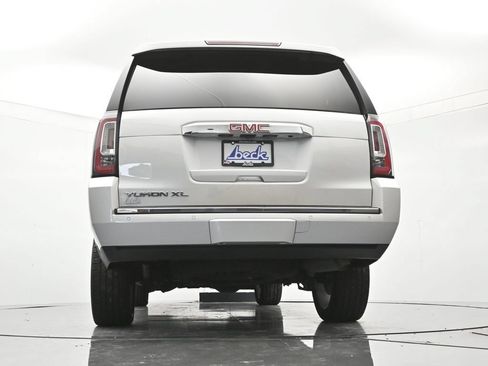 Used 2019 GMC Yukon XL Denali w/ Denali Ultimate Package AWD/4WD image 44