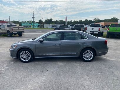 Used 2017 Volkswagen Passat 1.8T SE