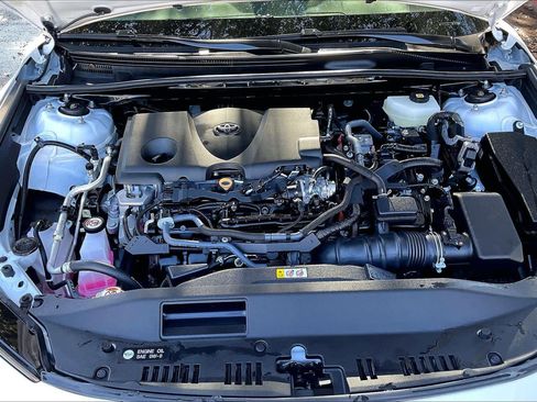 Used 2025 Toyota Camry LE image 27