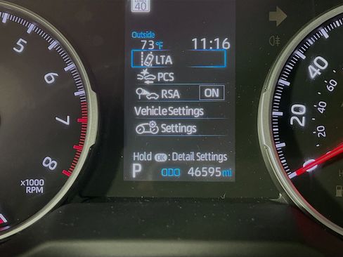 Used 2022 Toyota RAV4 LE AWD/4WD image 13