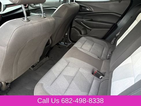 Used 2025 Chevrolet Trax RS w/ Driver Confidence Package FWD image 16