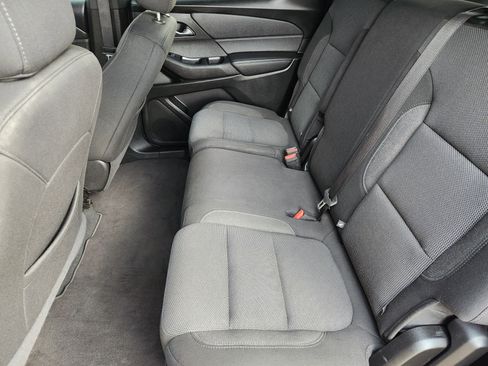 Certified 2022 Chevrolet Traverse LT image 32