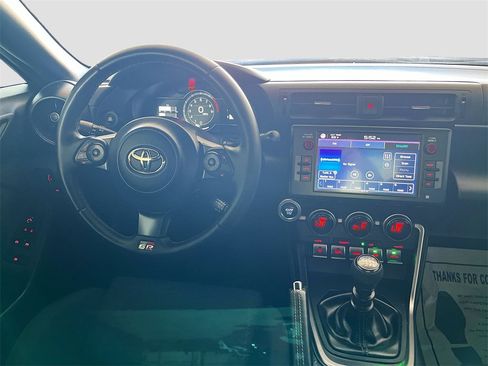 Used 2023 Toyota GR86 image 22