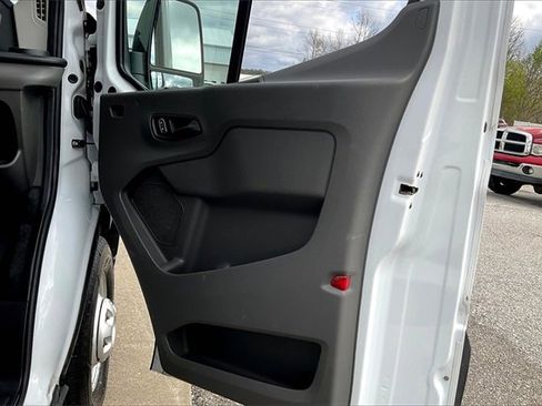 Used 2023 Ford Transit 250 Medium Roof AWD image 23