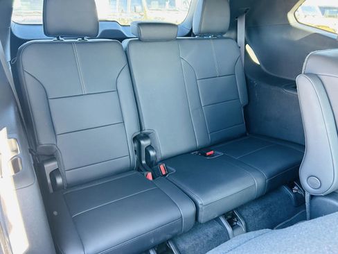 Used 2024 GMC Acadia Elevation w/ Black Edition image 37