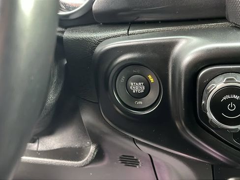 Certified 2021 Jeep Wrangler Unlimited Sahara image 22