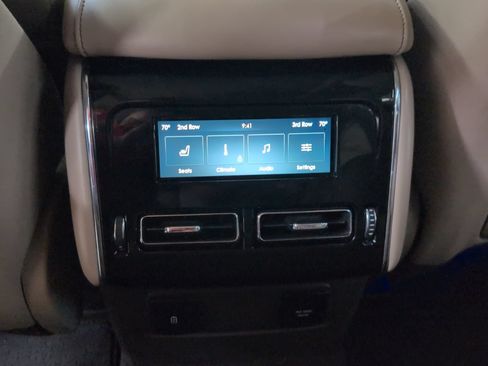 Used 2020 Lincoln Aviator Reserve w/ Equipment Group 202A AWD/4WD image 16