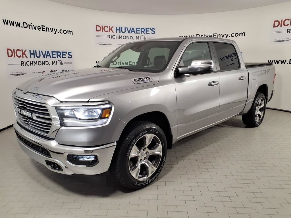 Used 2023 RAM 1500 Laramie AWD/4WD image 1