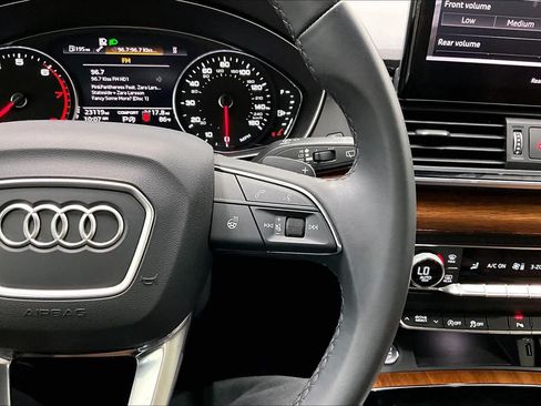 Used 2024 Audi Q5 2.0T Premium AWD/4WD image 22