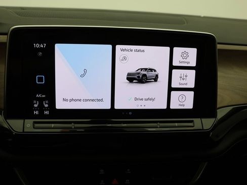 Used 2024 Volkswagen Atlas SE image 24