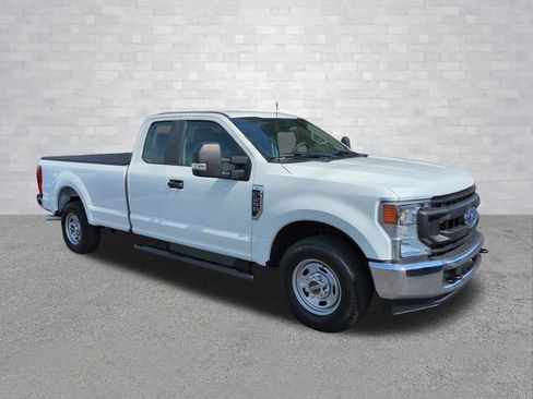 Certified 2022 Ford F250 XL w/ Power Equipment Group image 2