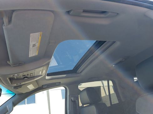 Used 2018 Chevrolet Tahoe LT image 32