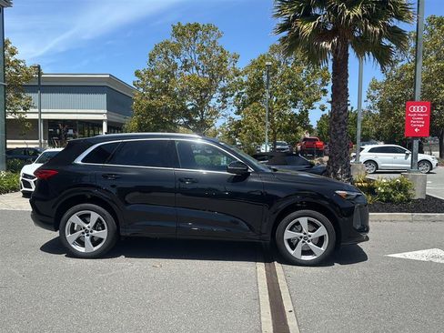 Used 2025 Audi Q5 Premium Plus AWD/4WD image 5