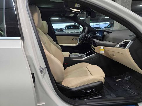 New 2026 BMW 330i xDrive Sedan w/ Premium Package image 33
