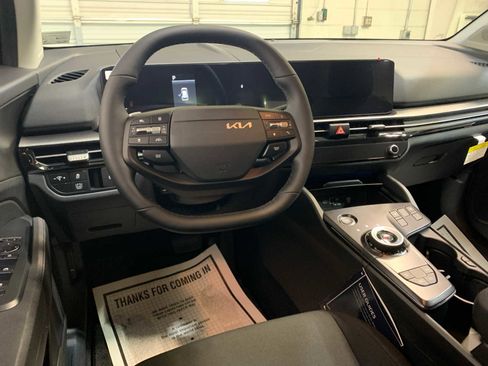 New 2026 Kia Sportage S image 4