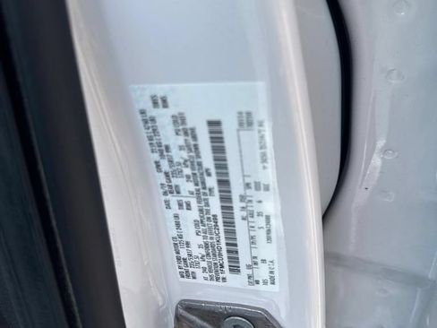 Used 2019 Ford Escape SEL AWD/4WD image 32