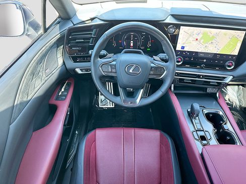 Used 2024 Lexus RX 500h F Sport image 23