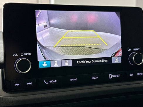 Used 2024 Honda Accord EX image 18