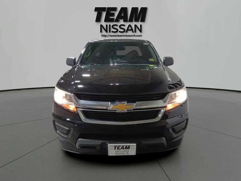 Used 2019 Chevrolet Colorado W/T image 2