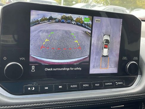 Used 2023 Nissan Rogue Platinum w/ Platinum Premium Package image 27